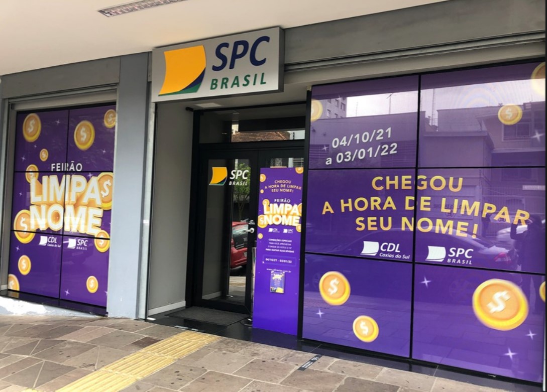 METADE NO VERMELHO: Brasil chega a 81,3 milhões de inadimplentes e atinge recorde histórico