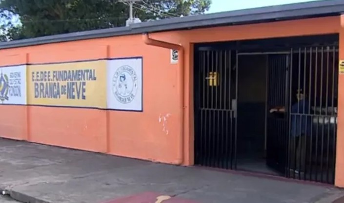 EDEVALDO NEVES: Deputado solicita informações sobre andamento de processos em escola