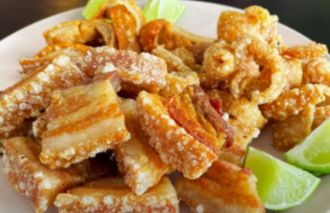 QUEM DIRIA!: Um pedaço de torresmo poder ter mais proteína e colágeno do que suplementos