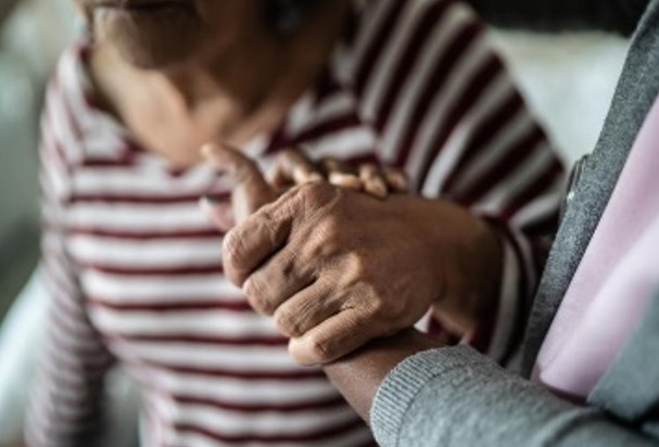PREVENÇÃO: Dois fatores de risco para Parkinson podem ser evitáveis