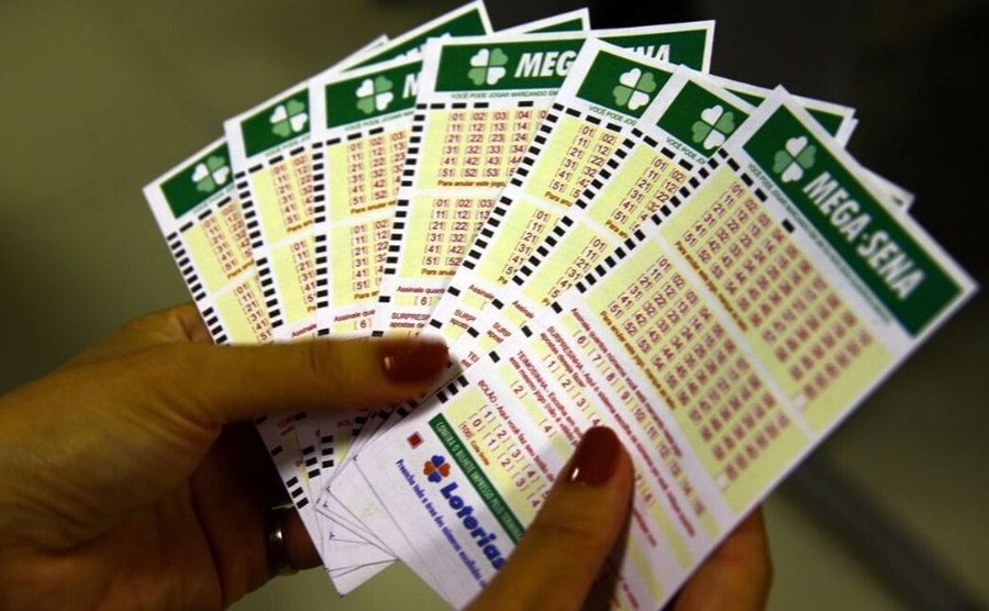 SORTUDO: Aposta simples de R$ 4,50 leva prêmio de R$ 52 milhões da Mega-Sena