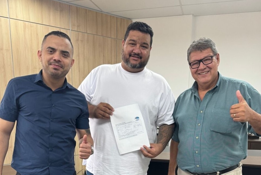 PRTB: Wellington Castelo anuncia filiação e sinaliza pré-candidatura a vereador