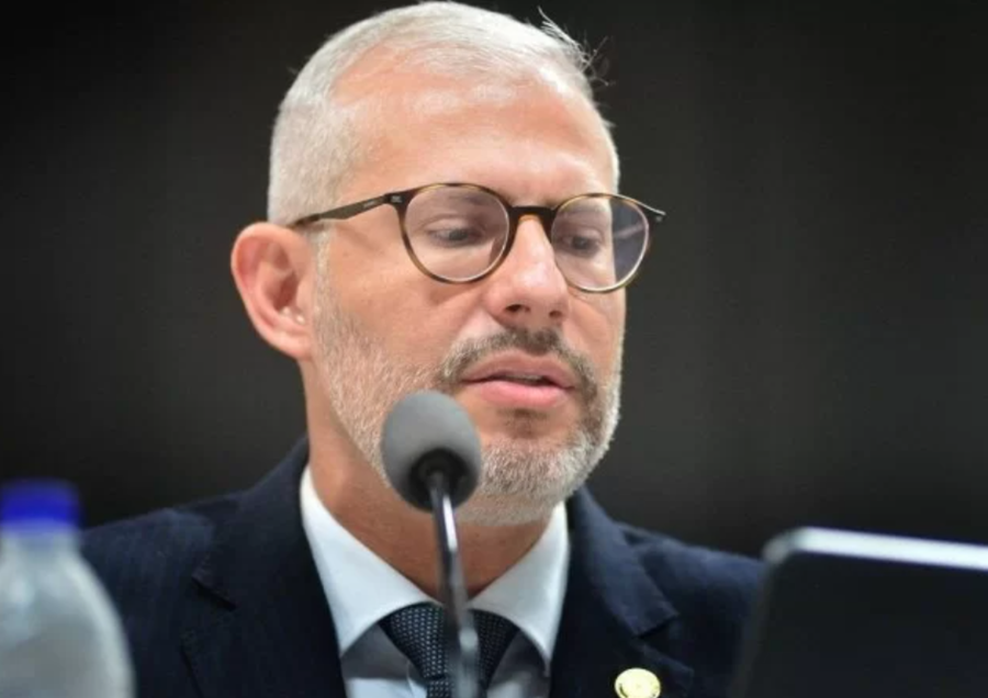 PEGOU MAL:  Governo Federal recua em cortes na educação após reação negativa