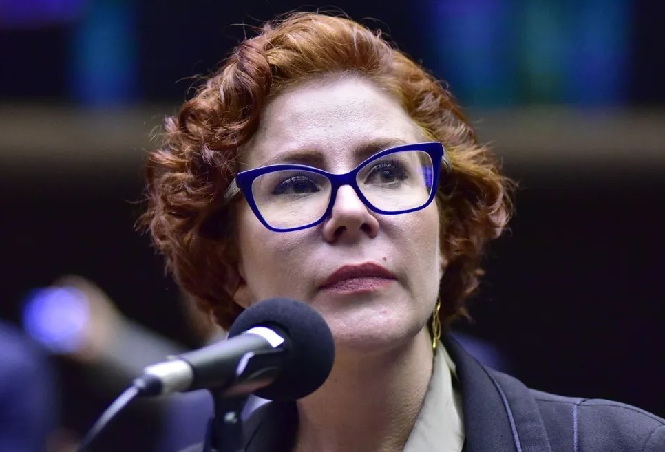 RESOLVIDO: CCJ da Câmara aprova cassação do mandato de Zambelli