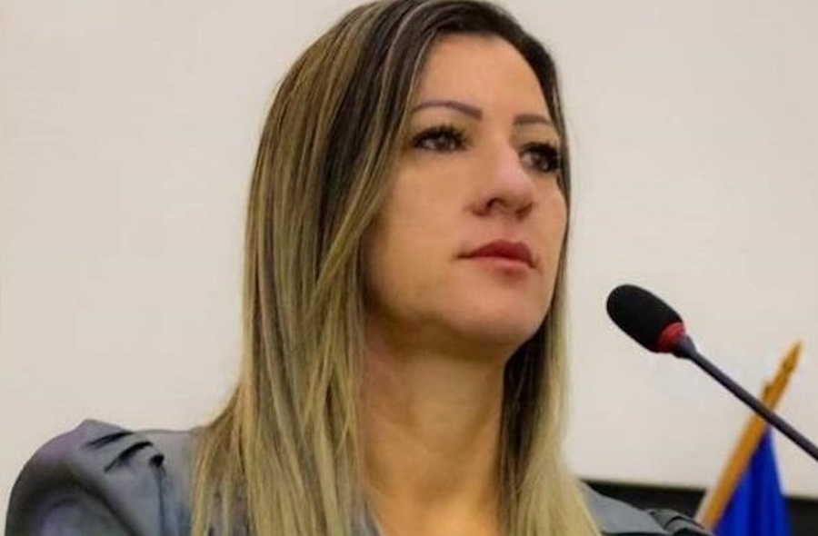 EM VILHENA: Vereadora diz que prefeito limpa caixa para pagar contas apenas da saúde