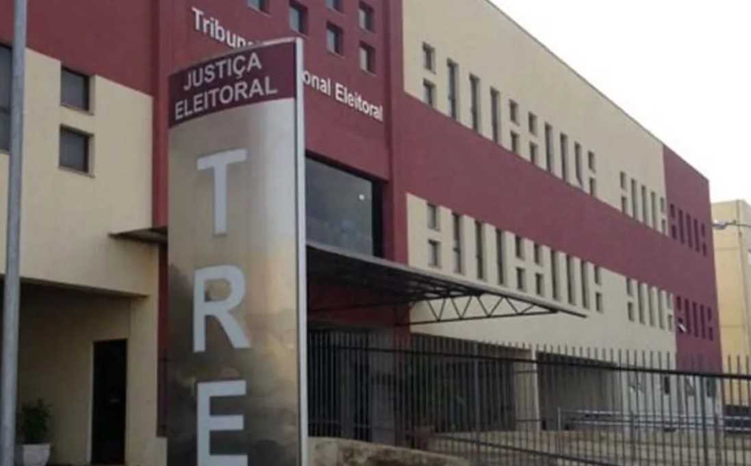 CONFLITANTE: TRE-RO arquiva contra deputado federal após reconhecer duplicidade processual