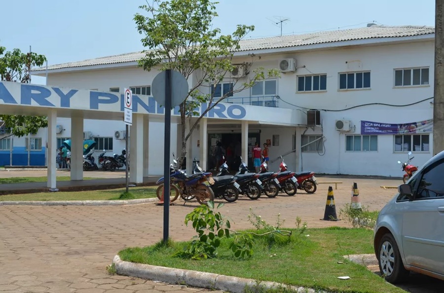 FISCALIZAÇÃO: Jesuíno Boabaid cobra melhorias no serviço do Hospital de Base