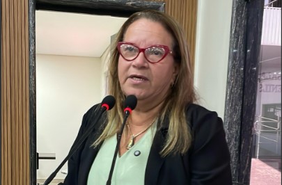 ELLIS REGINA: Vereadora ressalta vitória dos servidores da educação