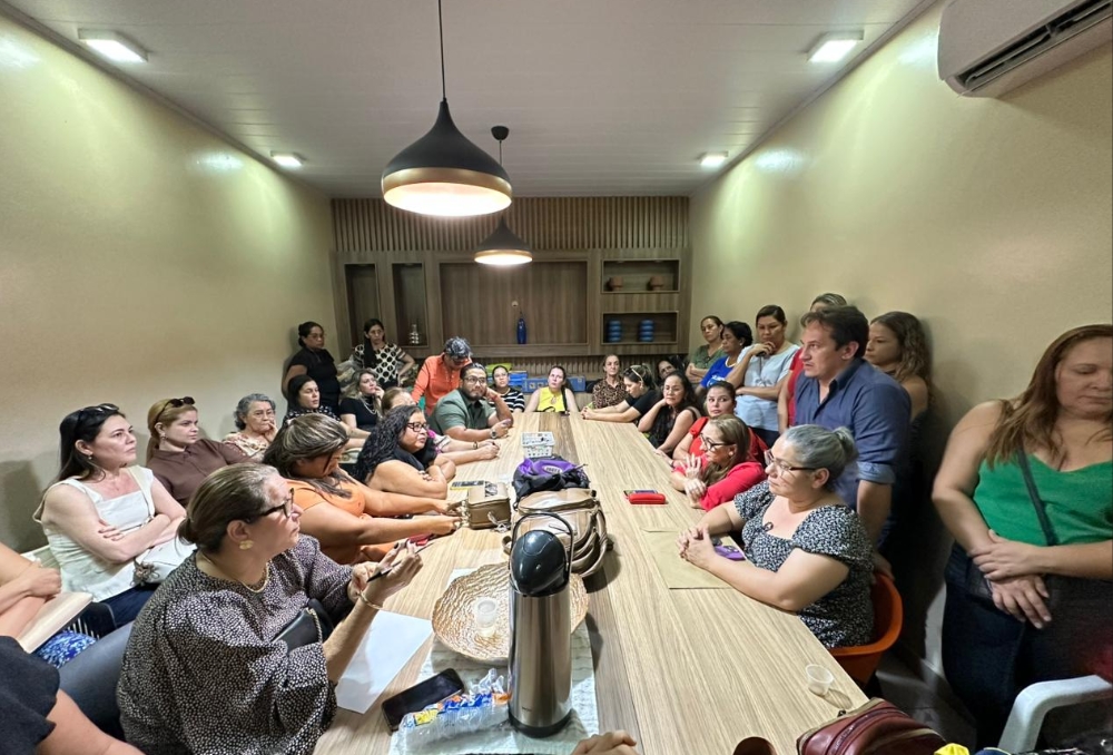 ELLIS REGINA: Vereadora reúne-se com servidores do DGP da Semad