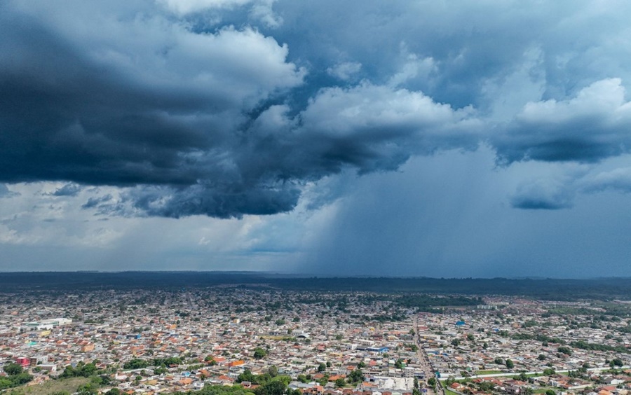 OCORRÊNCIAS: Aumentam chamados na Defesa Civil Municipal neste período chuvoso