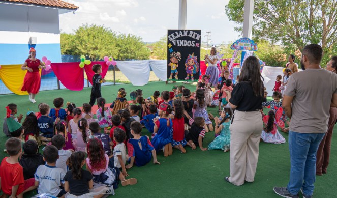 SEMANA DA CRIANÇA: Escolas de Jaru promovem atividades lúdicas durante toda a semana