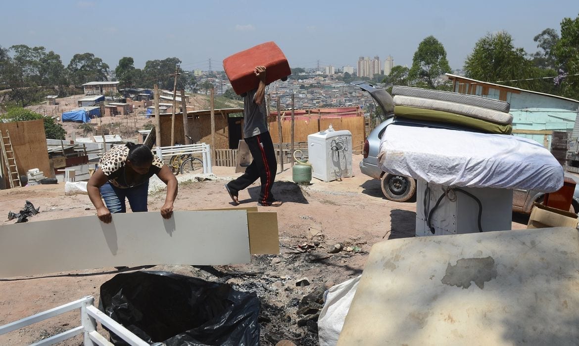 DESPEJOS: Ministro do STFdetermina criação de comissões para mediar desocupações