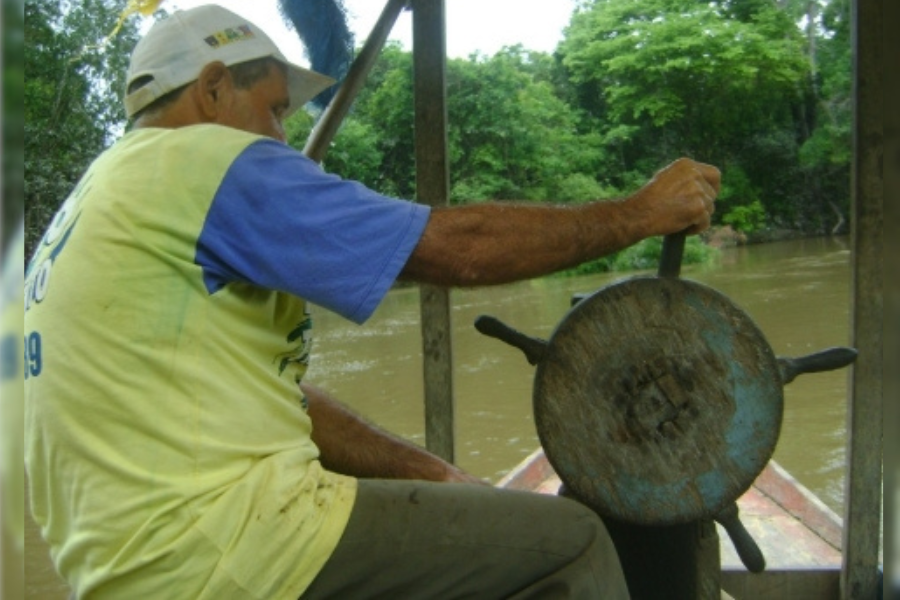 Barcos-abate  – Por Marquelino Santana
