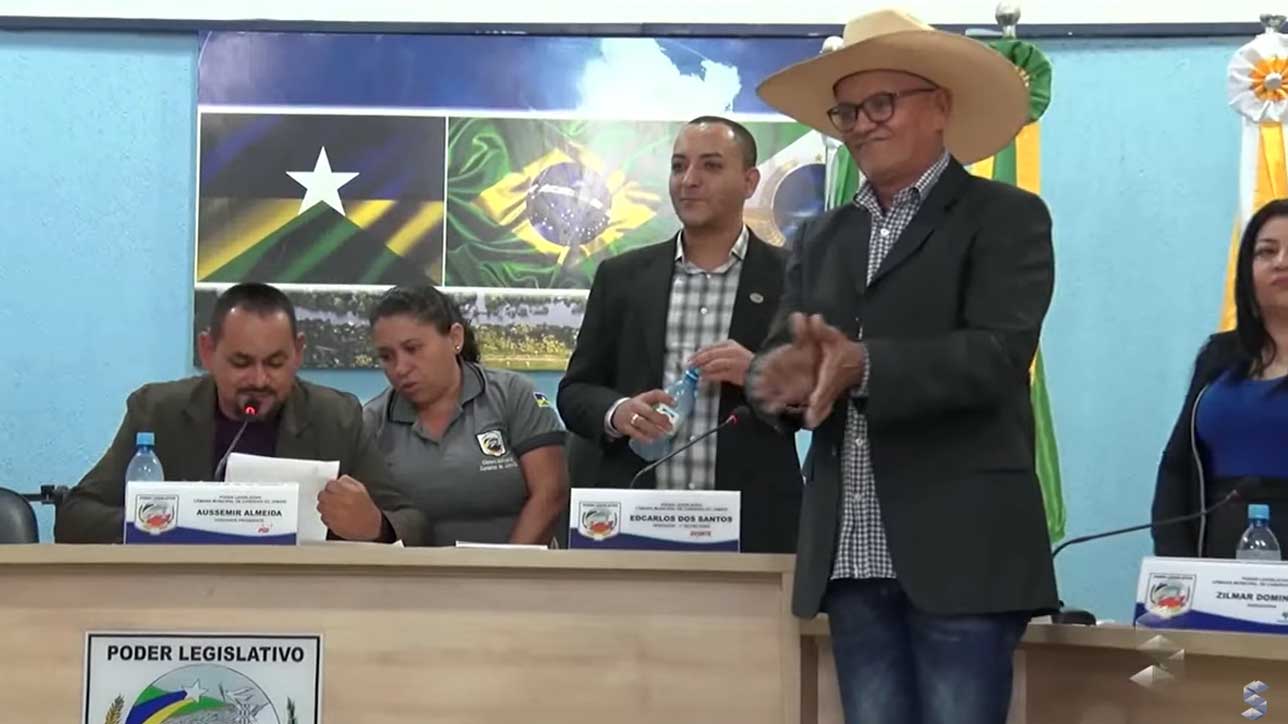 DANÇA DAS CADEIRAS: Toninho Cerejeiras é cassado do cargo de prefeito de Candeias do Jamari