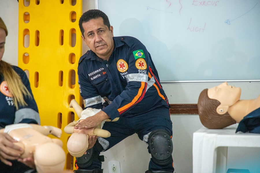 SAMU: Prefeitura realiza treinamento de condução de veículo de urgência e emergência