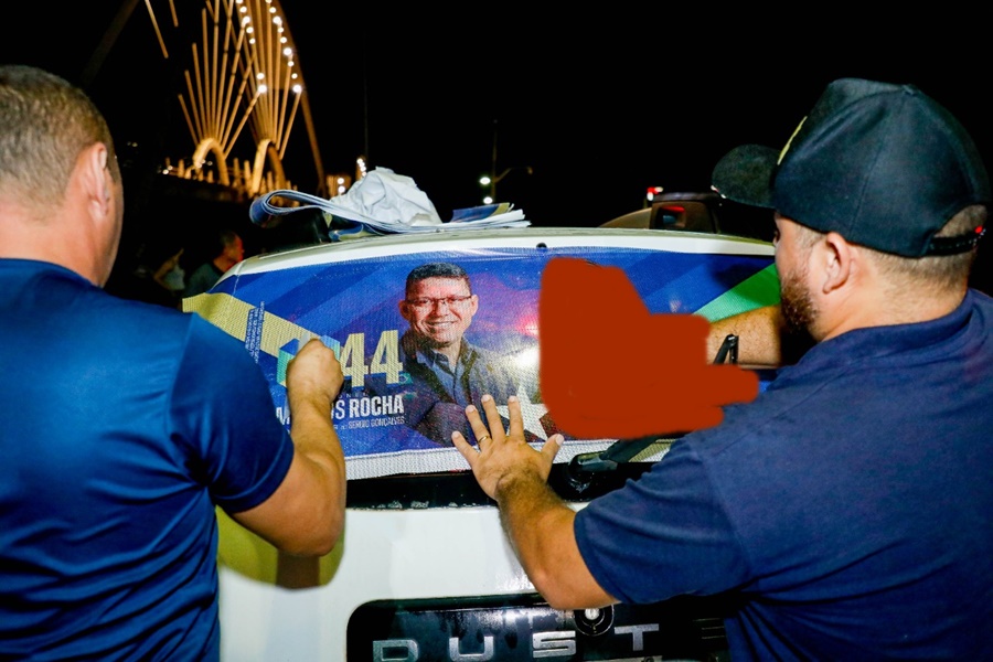 ELEIÇÃO: Marcos Rocha sai na frente na plotagem de veículos no  primeiro dia de campanha
