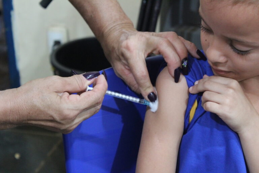COVID-19: Vacinação infantil é reforçada para atingir meta de imunização em RO