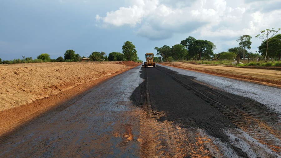 ATENDIDO: Jean Oliveira consegue asfaltamento no perímetro urbano da Vila Marcão