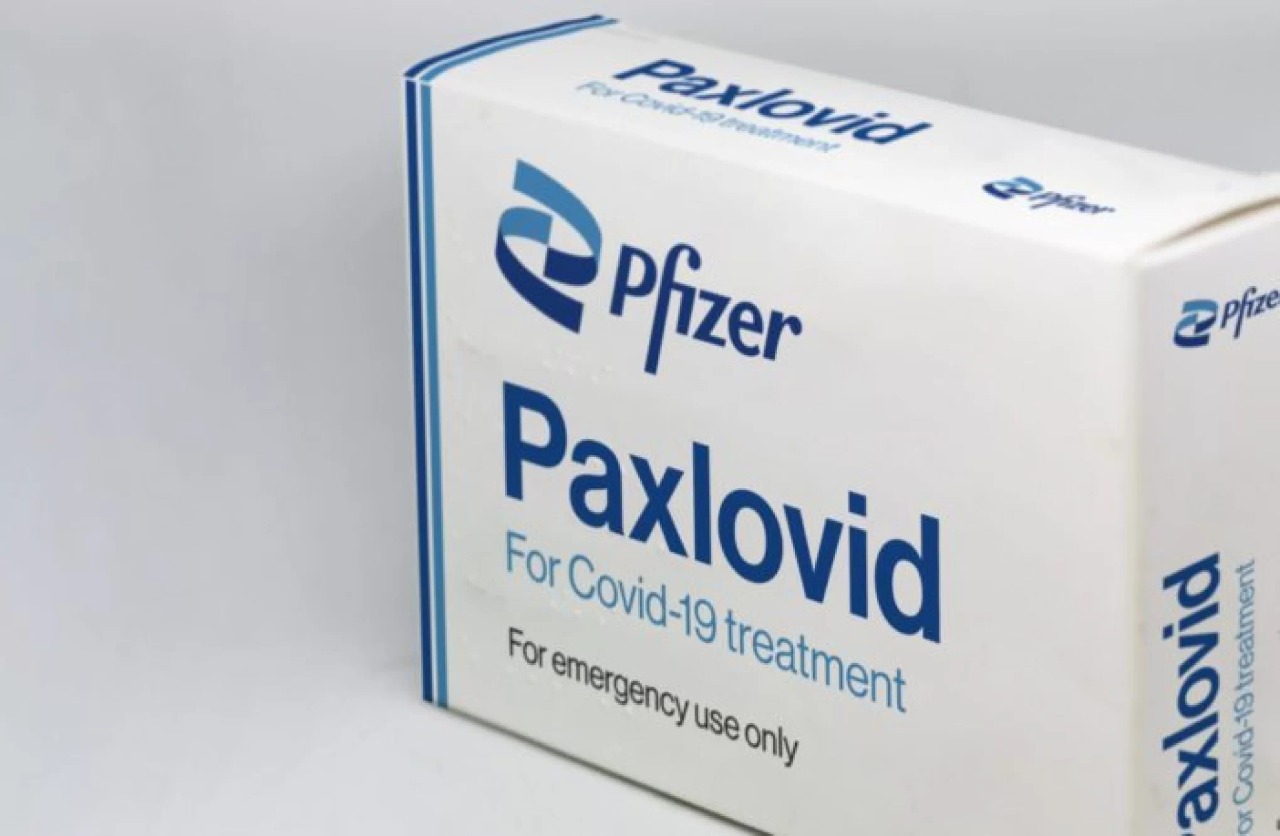 PANDEMIA: Brasileiro é o primeiro a tomar pílula da Pfizer contra a COVID em Israel