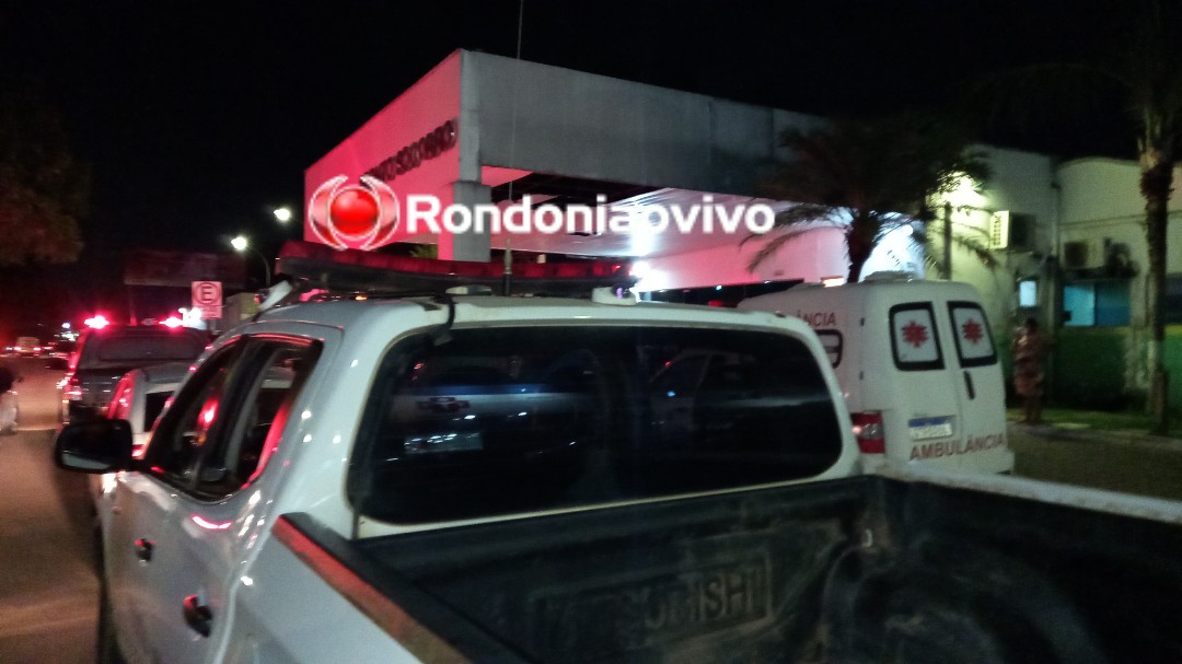 TIROS: Homem sofre atentado na frente de residência e ocupantes de Fox fogem