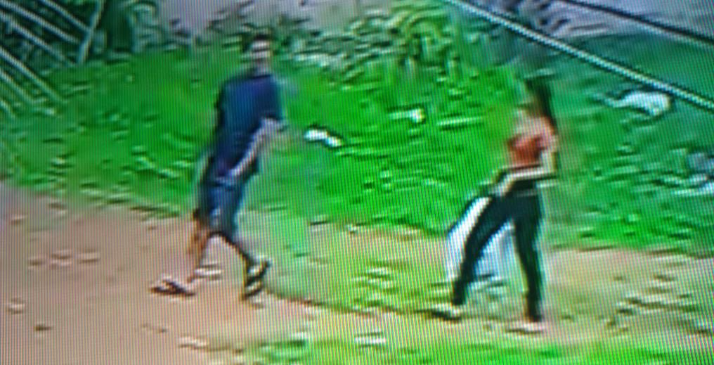 AMOR BANDIDO: Vídeo mostra casal furtando moto em plena luz do dia em Porto Velho