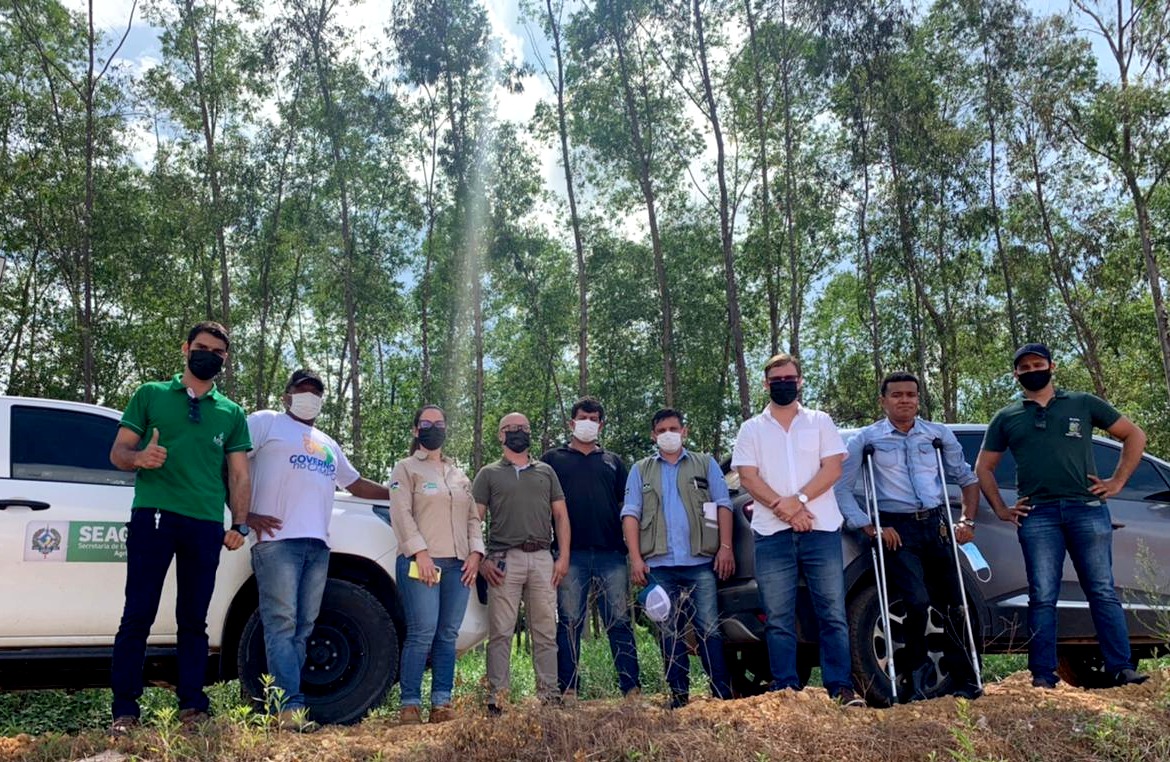 NA FEIRA: MFM, Seagri e Coocamarji se unem na coleta, seleção e disposição de resíduos