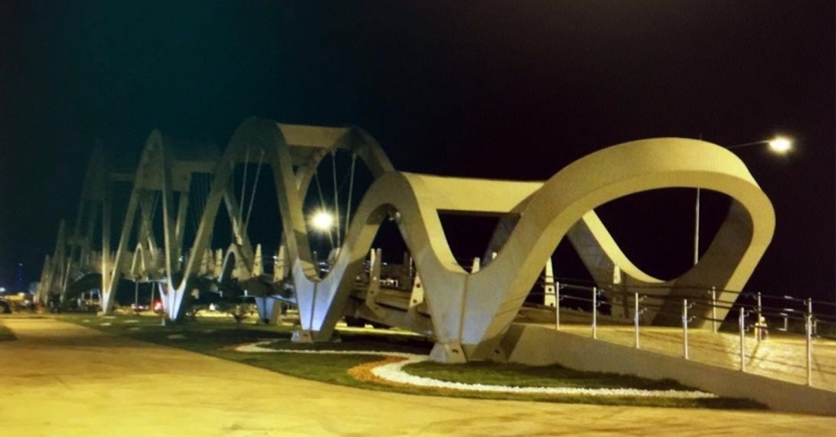 PREFEITO: Hildon  pede à população que denuncie ladrões de fios da iluminação pública