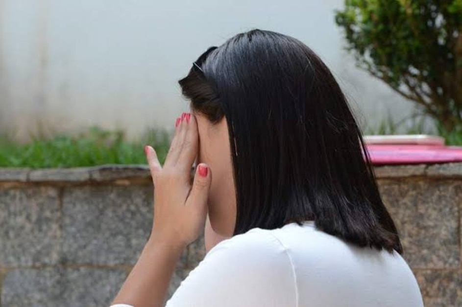 DESCONFIADO: Esposa é acusada de traição e espancada por marido que chegou bêbado em casa