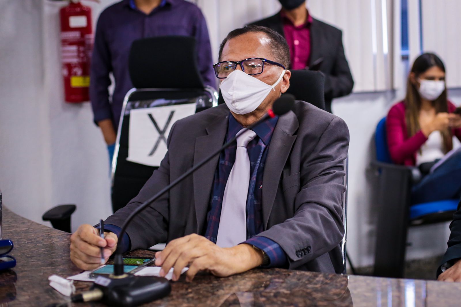 CONCURSOS: Dr. Macário Barros pede realização de exames pela prefeitura para aprovados