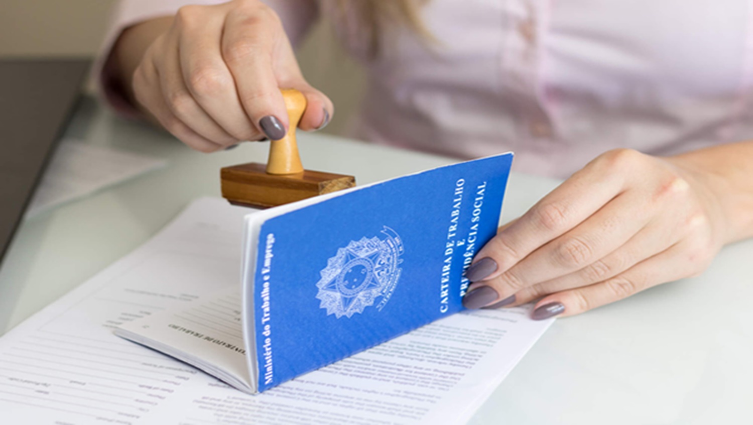 TRABALHANDO: IBGE diz que empregados com carteira assinada sobem 13,3% em RO