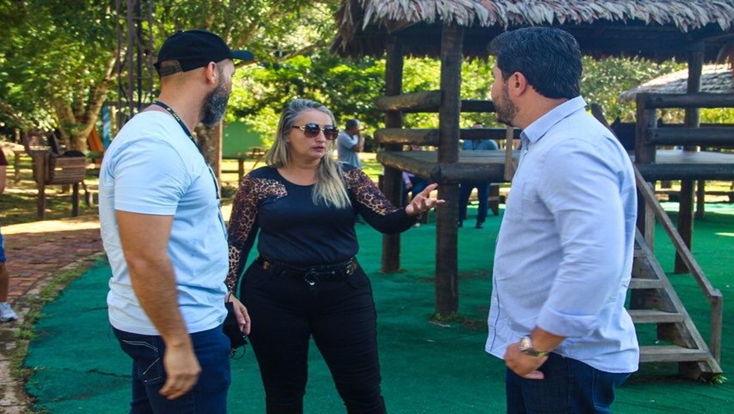 VEREADORA: Márcia Socorristas participa de inauguração do Viveiro de Mudas Municipal