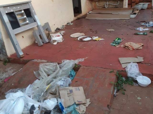 CILADA: Homem é atraído por mulher e acaba agredido e roubado em construção abandonada