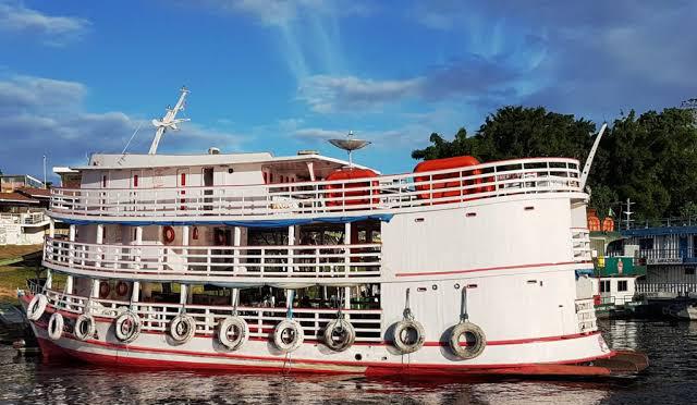 APÓS DENÚNCIA: Operação da PM em embarcação resulta em prisão no rio Madeira