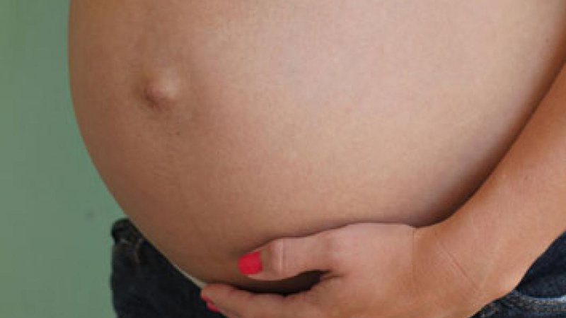 DIA DAS MÃES: Grávida passa o dia sozinha em casa e a noite é surrada pelo marido