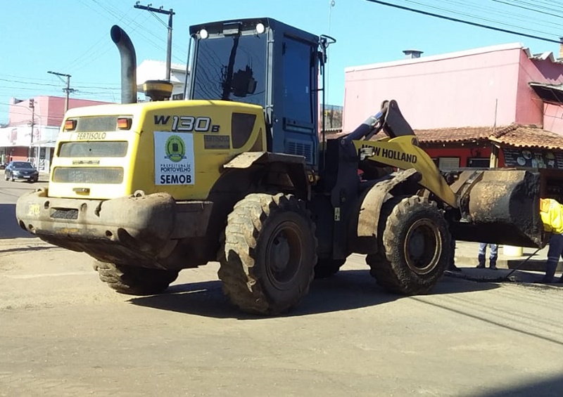 EDWILSON NEGREIROS: Semob atende pedido de vereador e tapa buracos na zona Sul 