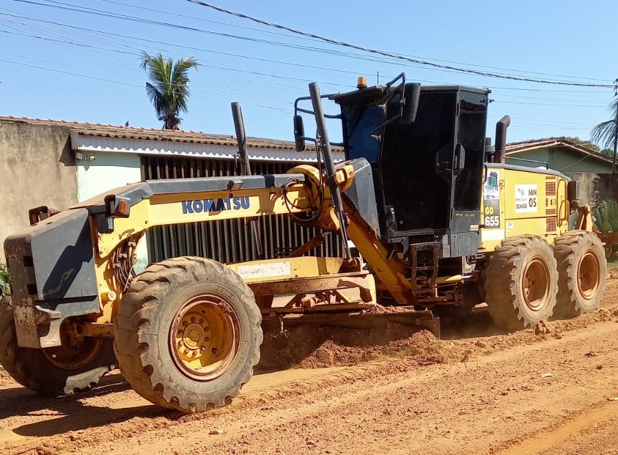 EDWILSON NEGREIROS: Prefeitura inicia serviços no Bairro Socialista após pedido de vereador