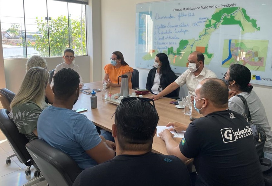 LEVANTAMENTO: Semed deverá contratar servidores aprovados em concurso público 