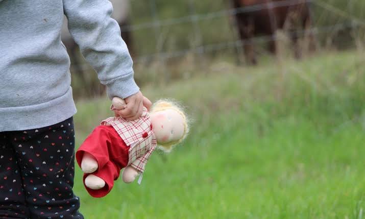 ESTARRECEDOR: Policial militar é acusado de estuprar a neta de quatro anos em Porto Velho