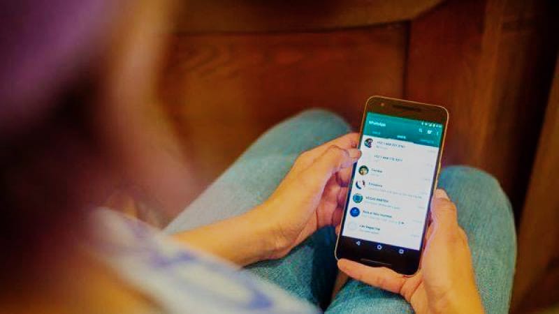 AINDA APANHOU: Esposa é agredida pelo marido após descobrir traição pelo WhatsApp