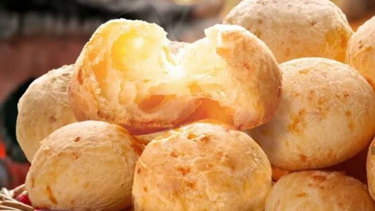 TRÁFICO: Mãe é presa levando droga dentro de pão de queijo para o filho em unidade de internação