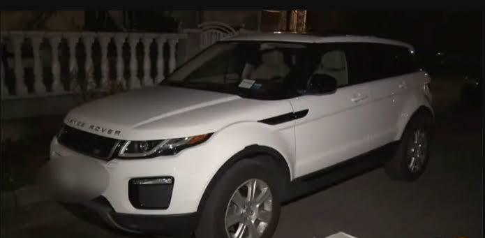 PORTE ILEGAL: Range Rover é abordada após perseguição e irmãos são presos com pistola