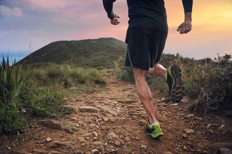 FATAL: Corredor brasileiro morre em ultramaratona ao cair de penhasco