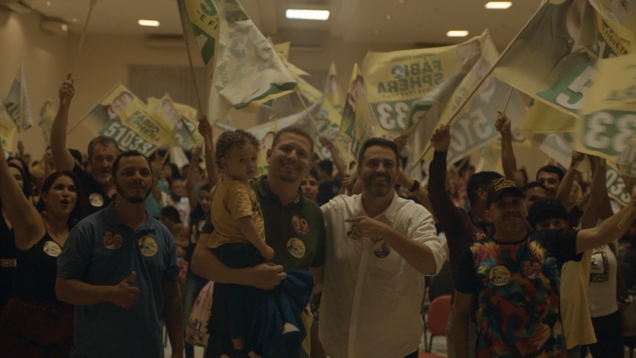 CANDIDATO: Lançamento da candidatura de Fábio Sphera reúne multidão de apoiadores