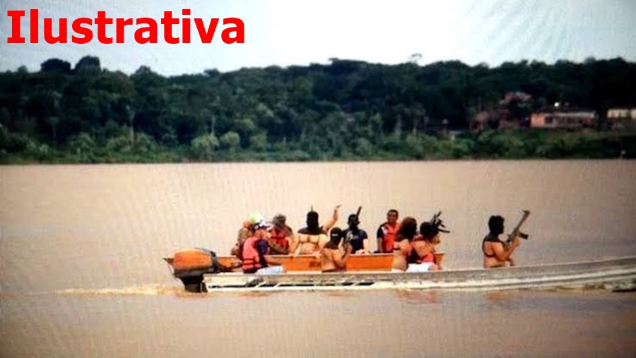 PIRATAS DO MADEIRA: Bando armado invade embarcação e rouba todo o combustível 