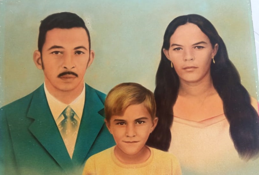 EXPECTATIVA: Filha busca por notícias do pai que não vê há quase 30 anos