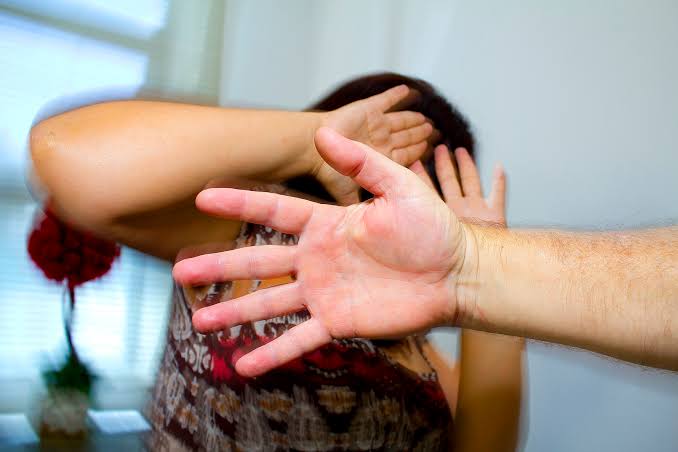 'VALENTÃO': Vítima de agressão pede socorro na Delegacia da Mulher e marido é preso em flagrante 