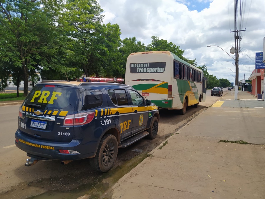 PORTO VELHO: PRF realiza operação, proibida pelo TSE, no dia da eleição