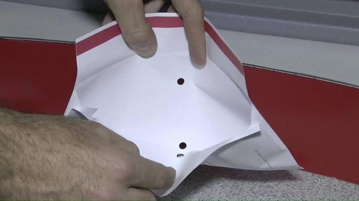 CONFIOU: Vigilante tem a quantia de R$ 5 mil levada ao deixar carro aberto e ligado