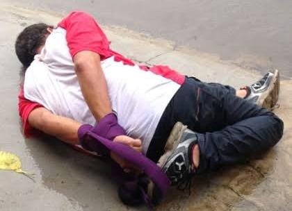 ESPANCAMENTO: Suspeito de furto em residências é surrado por populares na zona Leste 