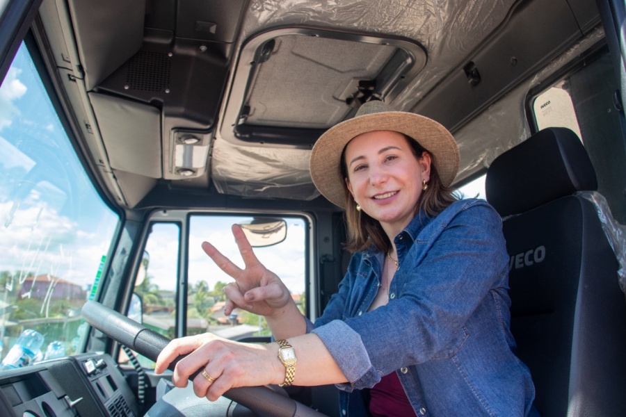 REFORÇO: Municípios receberão máquinas agrícolas por meio de recursos de Jaqueline Cassol